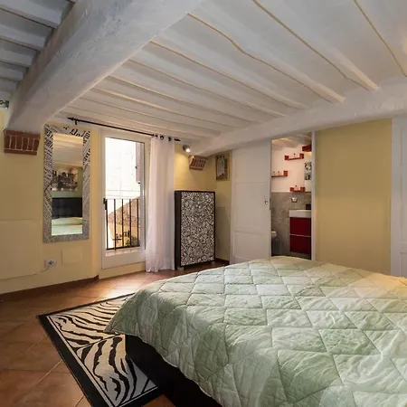 Altido Stylish Flat For 4 With Balcony, Perfect Centre Apartment *